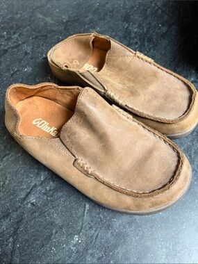OluKai Kids Brown Leather Slip-On Moccasin Loafers